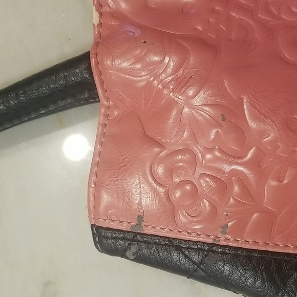 USED HELLO KITTY MONOGRAM Pink and black tote 13 L x 9 W x 4 D - Picture 6 of 8